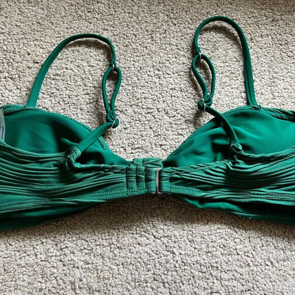 Sea Molly Green Bikini - Picture 2 of 3